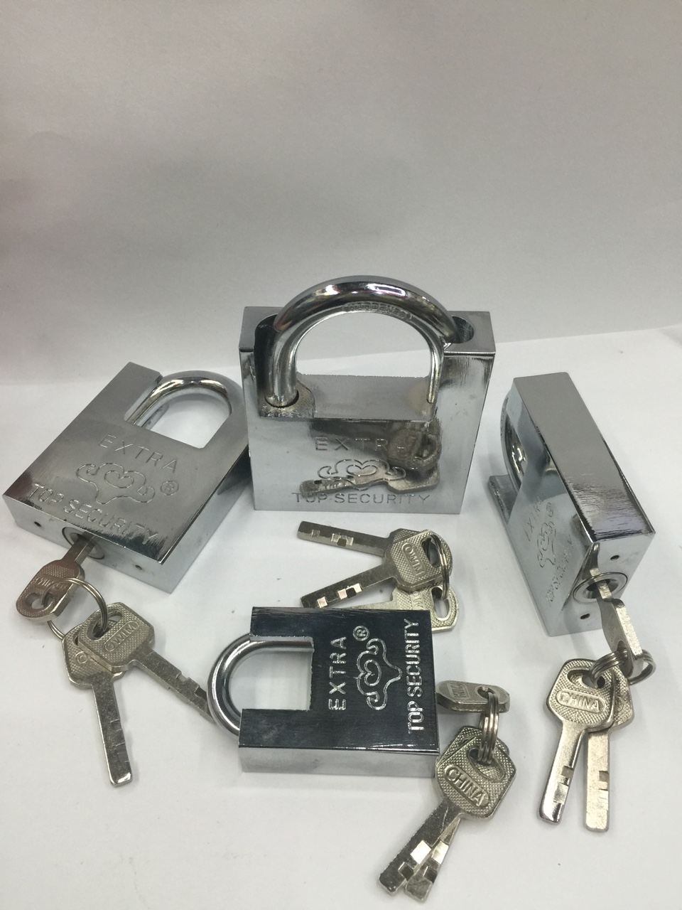 Blade half - enveloped beam lock thumbnail