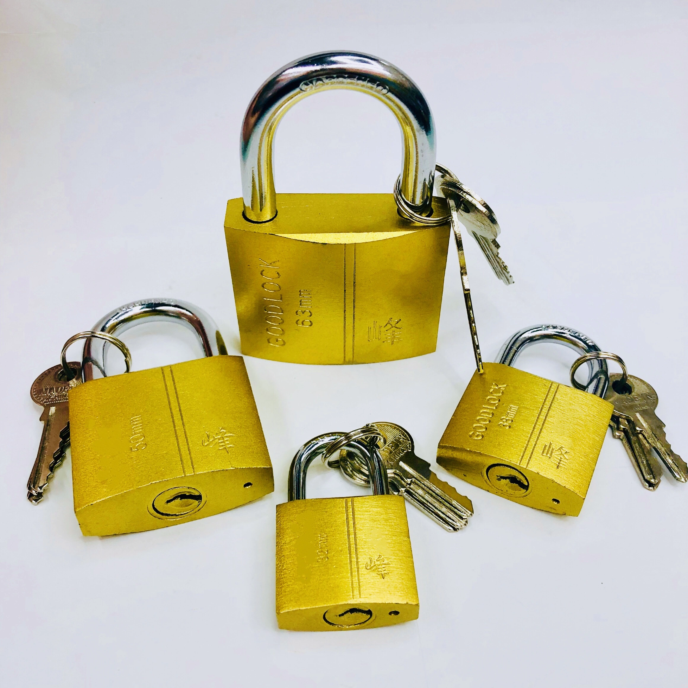 TRI-BULL sanded copper-iron padlock detail image 4