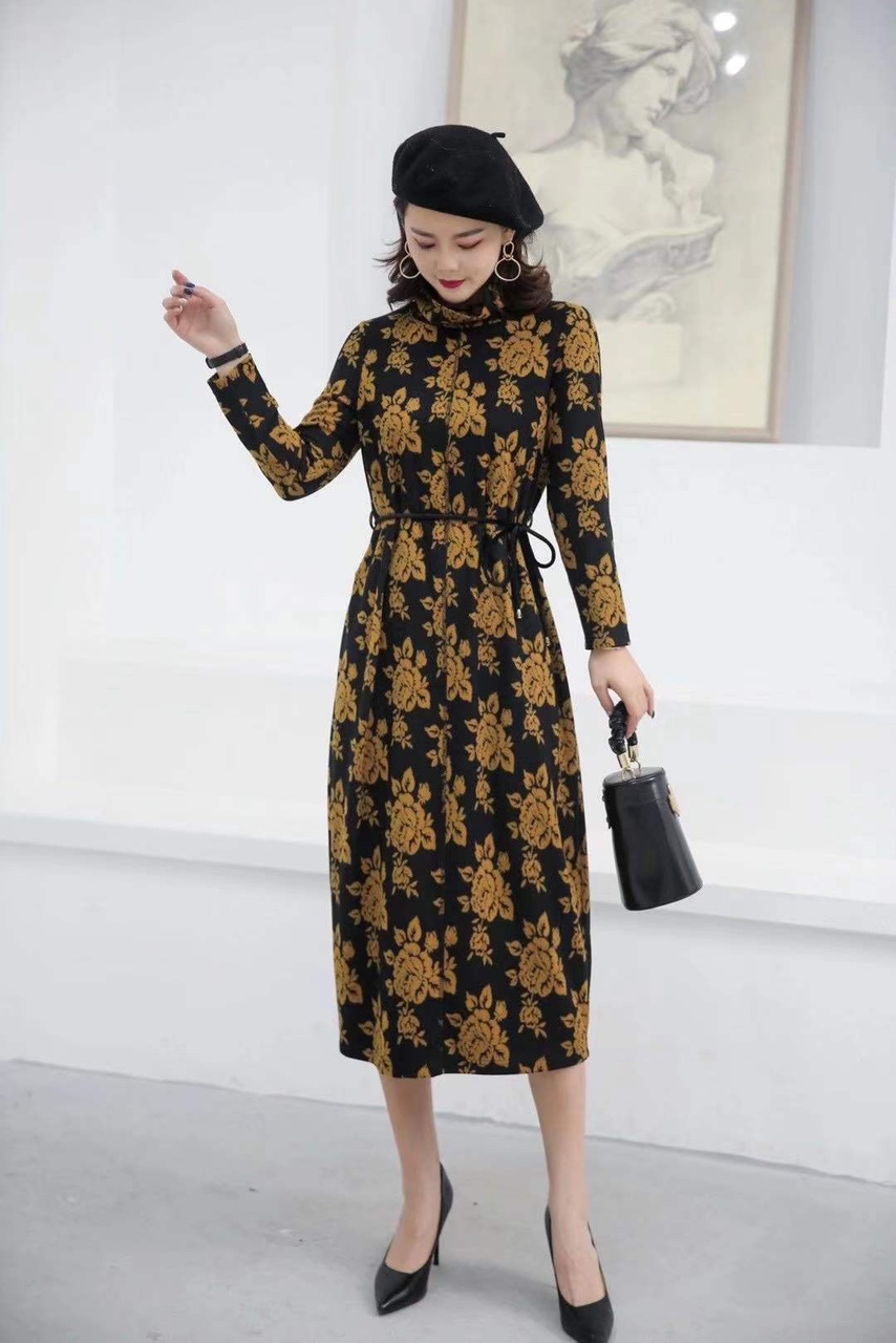 Cashmere dress thumbnail
