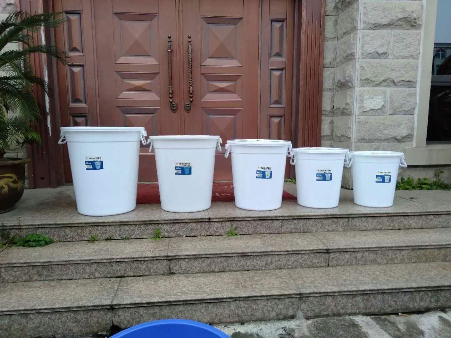 大号塑料桶/家用储水用圆产品图