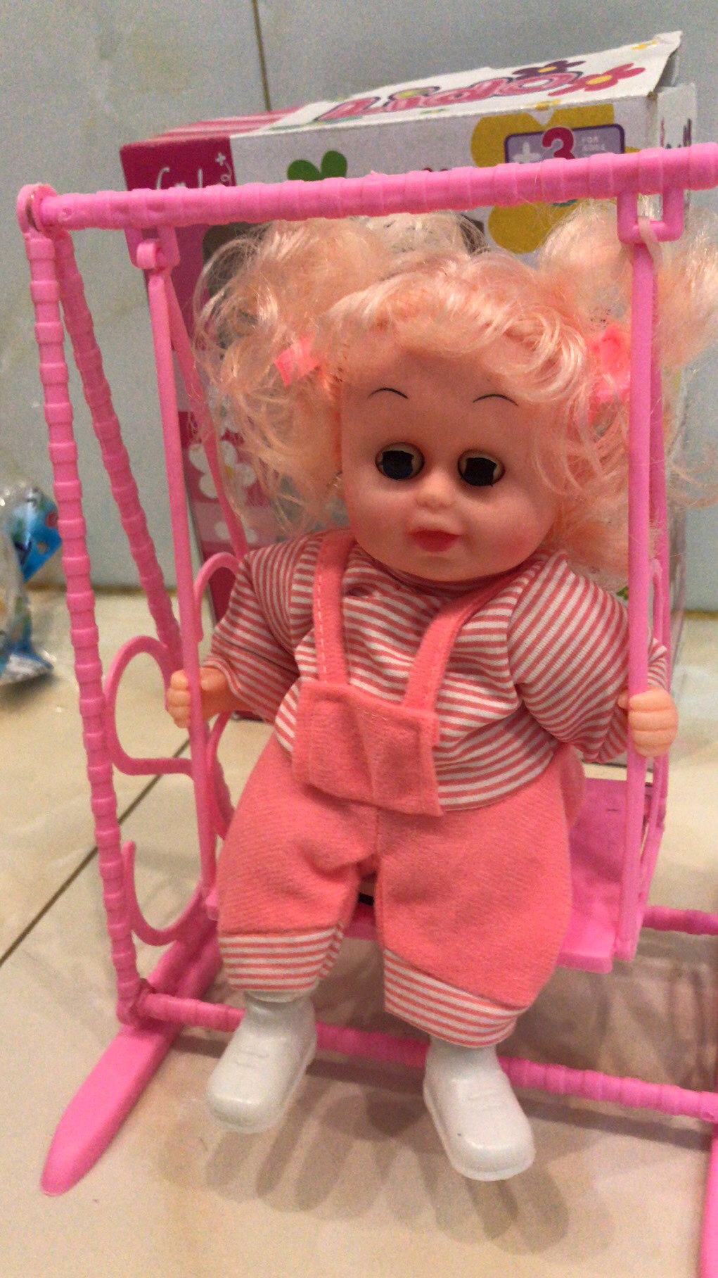 塑料玩具产品图