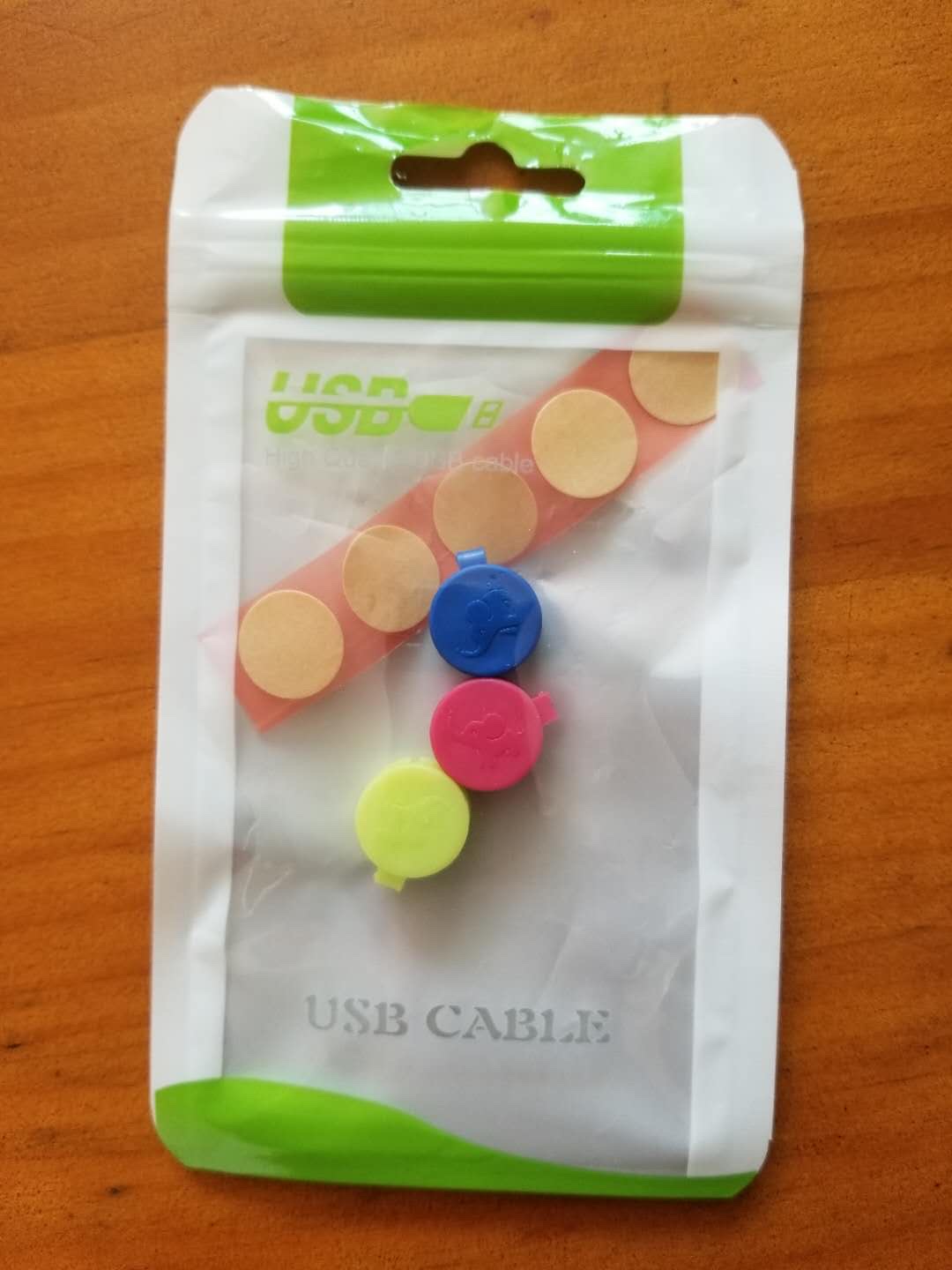 线上线下爆款数据线耳机线磁吸理线器高品质大象标无痕胶详情图11