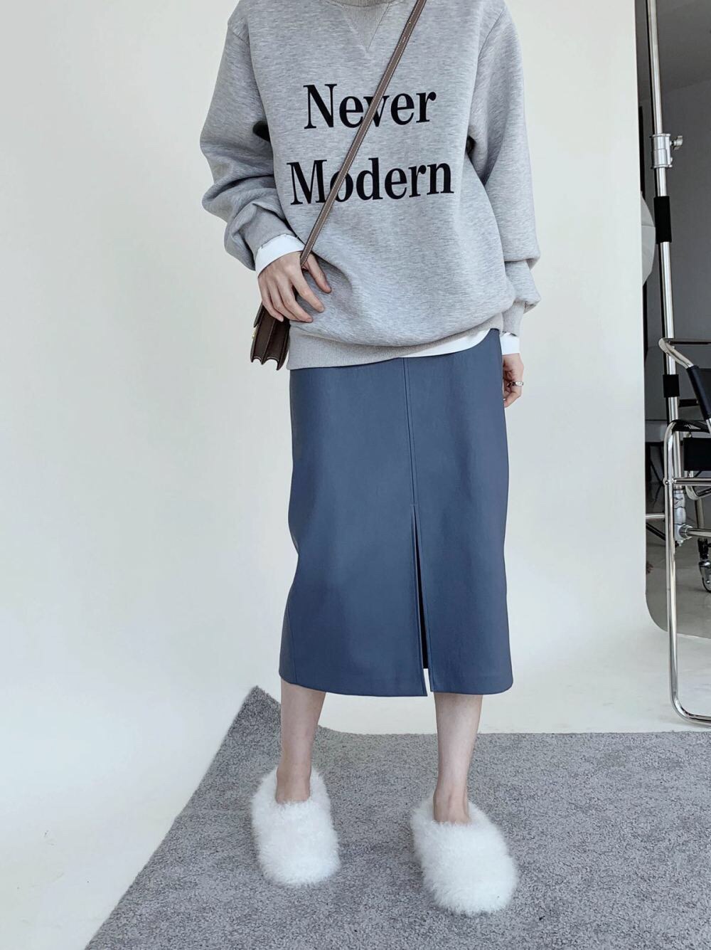 Letter Hoodie Gray details Picture