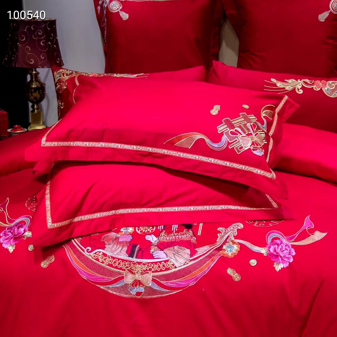 New wedding four-piece set, bright red all-cotton new wedding wedding quilt, over 40 to 80 pieces of pure cotton embroidered bedding (randomly sent), home textiles, duvet covers detail image 6
