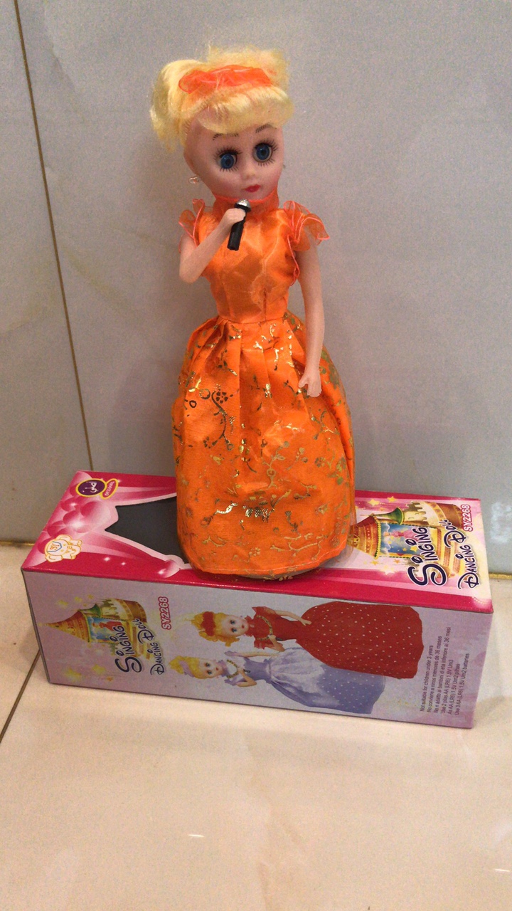 A dancing kid who can sing and slide