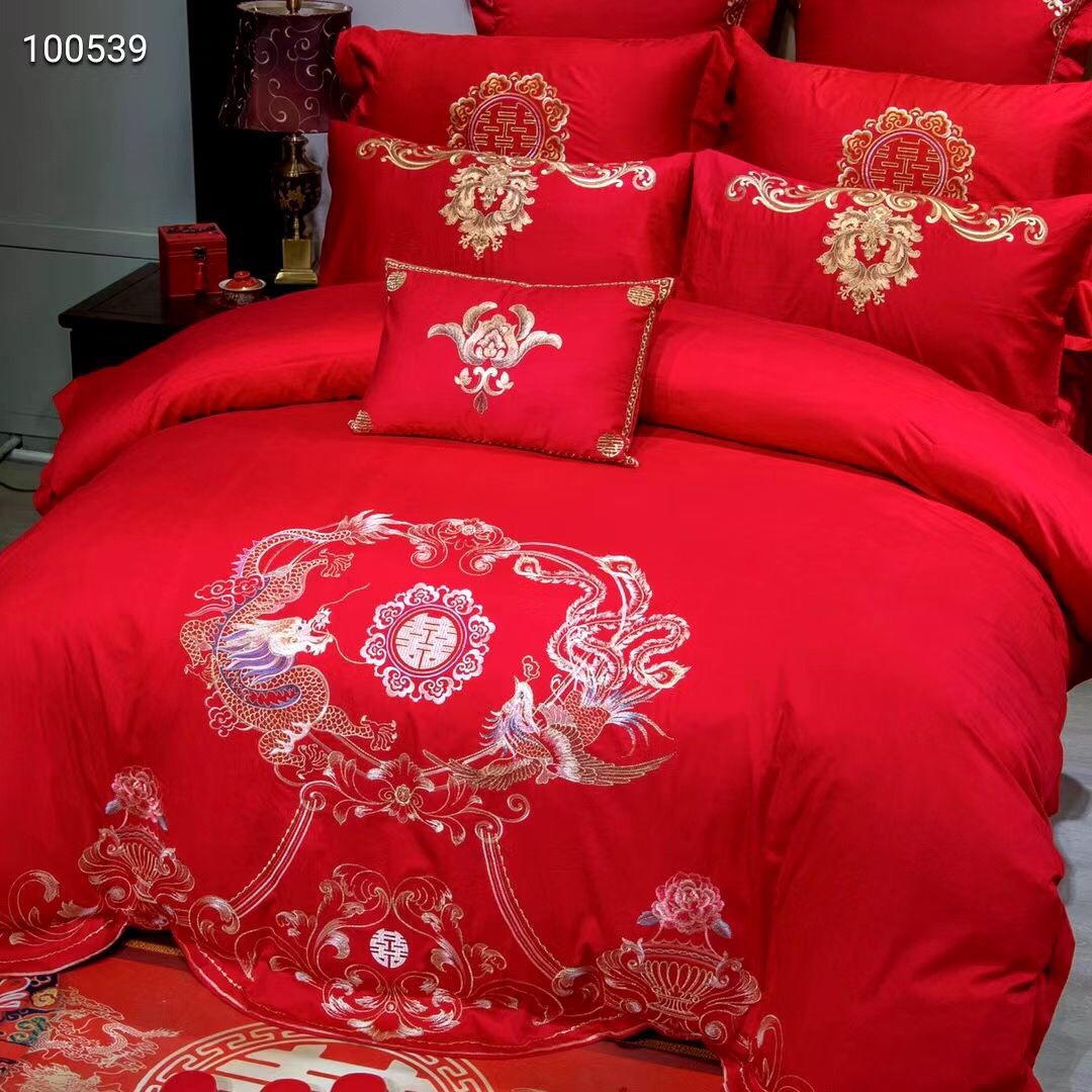 New wedding four-piece set, bright red all-cotton new wedding wedding quilt, over 40 to 80 pieces of pure cotton embroidered bedding (randomly sent), home textiles, duvet covers detail image 2