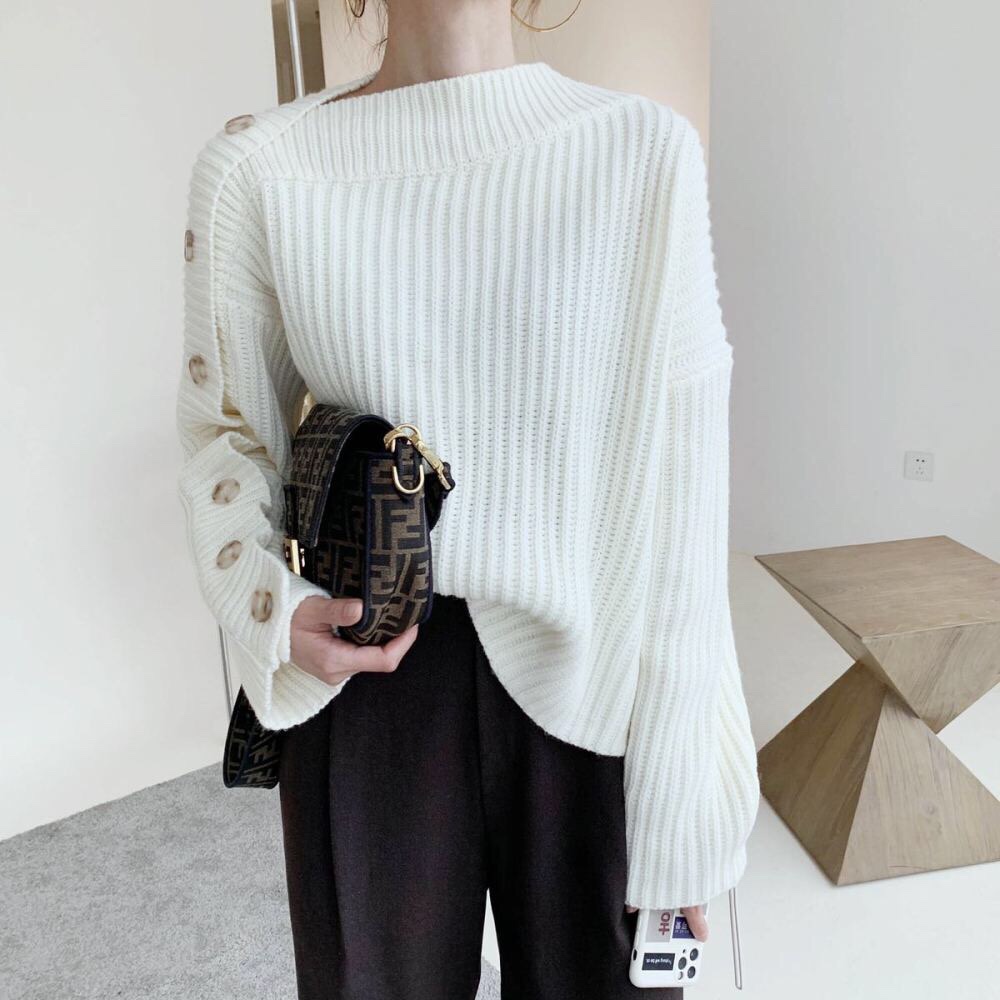Design sweater in white thumbnail
