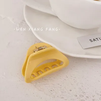 Acrylic Half Circle Clip Yellow