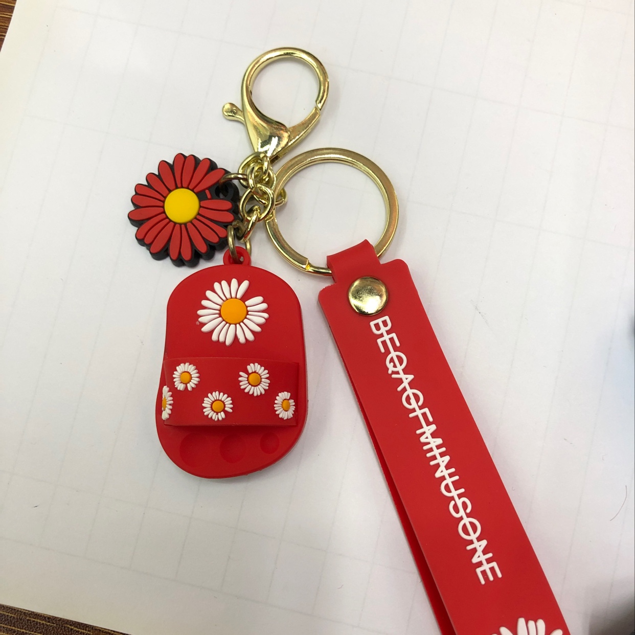 季节风小秋菊拖鞋钥匙扣产品图