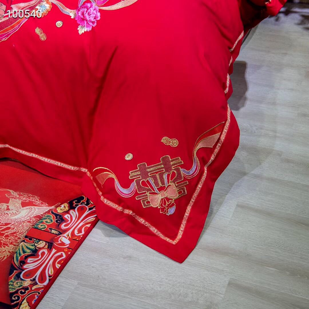 New wedding four-piece set, bright red all-cotton new wedding wedding quilt, over 40 to 80 pieces of pure cotton embroidered bedding (randomly sent), home textiles, duvet covers detail image 7