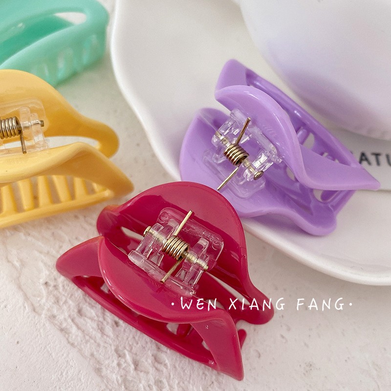 Acrylic Half Circle Clip Yellow details Picture