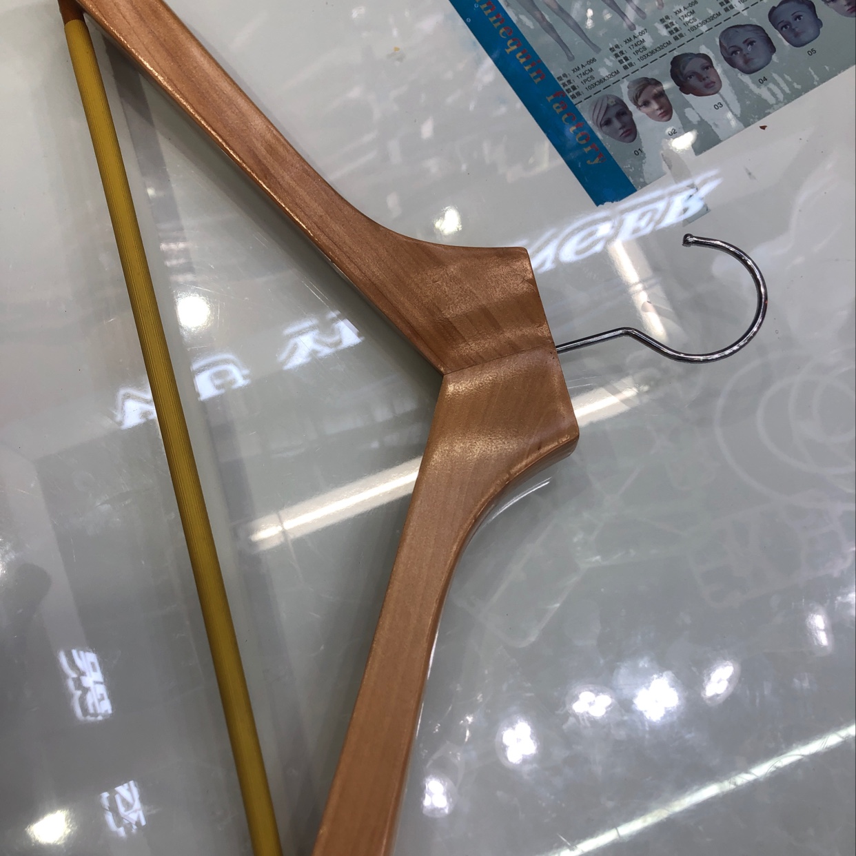 平头293酒店专用高档木衣架