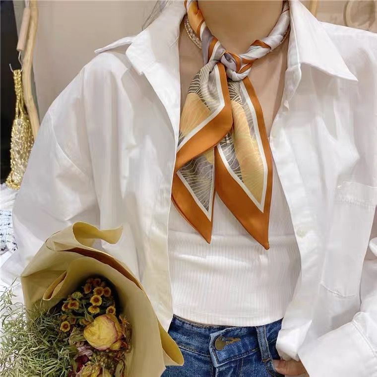 Scarves Go With All The Korean Girls