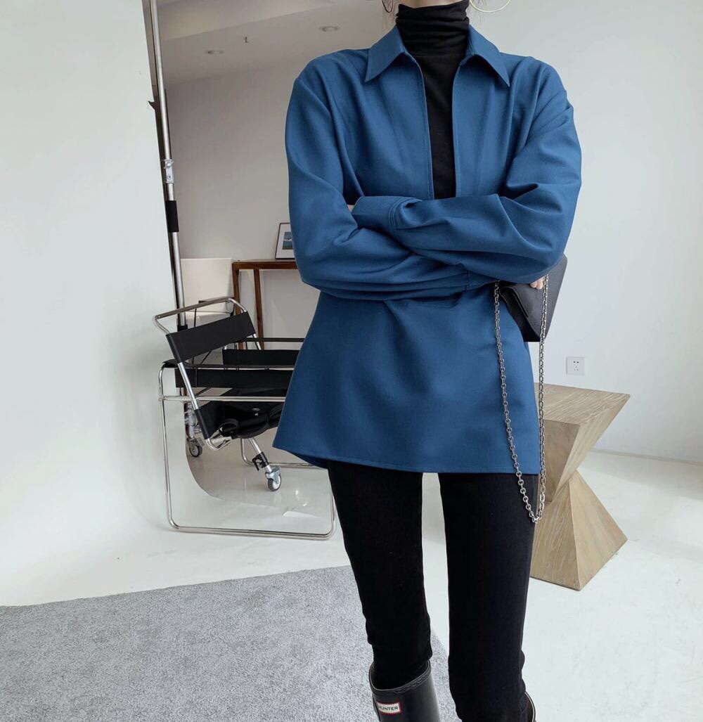 Fold the shirt in blue thumbnail