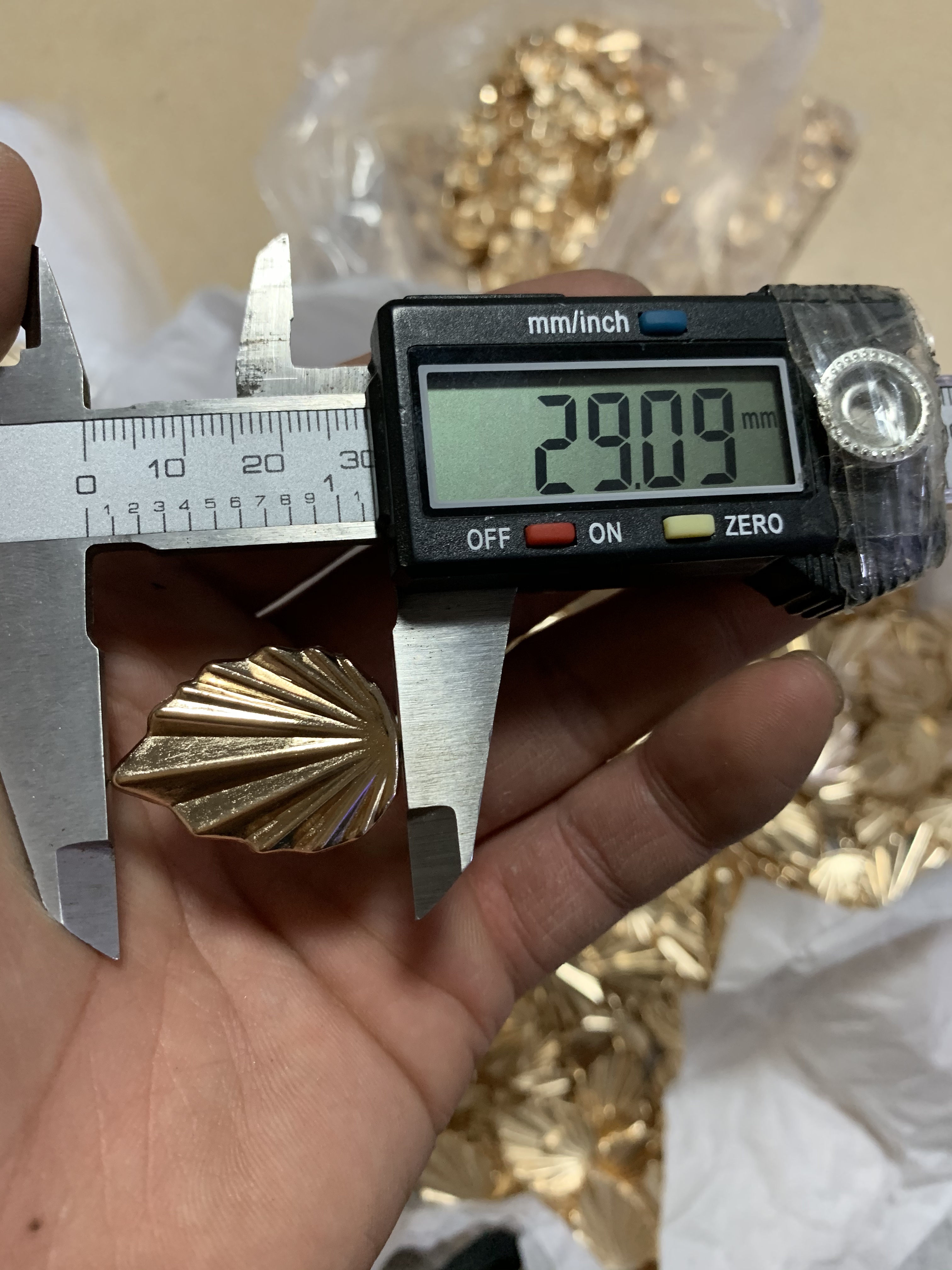 锌及锌合金材实物图