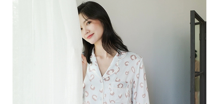 冰雪丝睡衣女长袖春秋新品甜美ins小奶豹纹简约家居服细节图