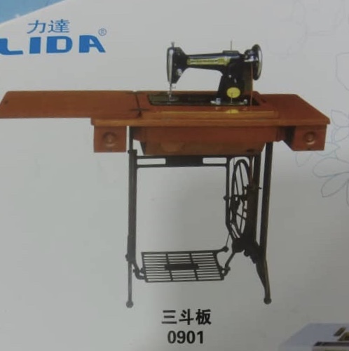 Three-seater sewing machine