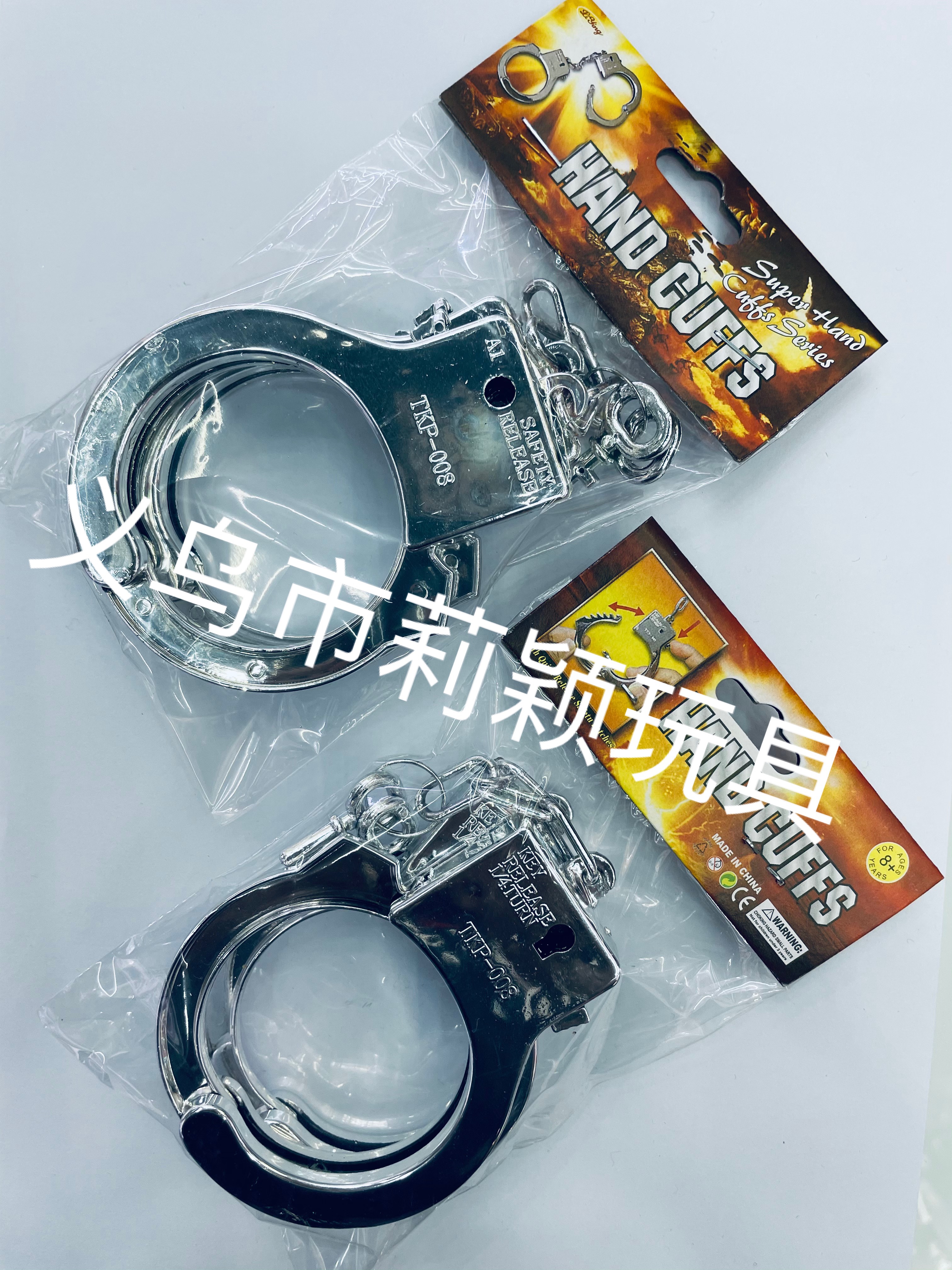 Lifting plastic handcuffs details Picture