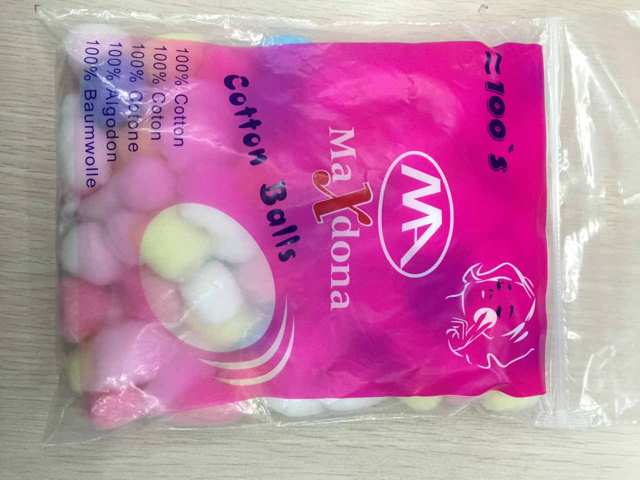 100粒彩色棉签盒装清洁掏耳朵竹棒棉签化妆用美容棒消毒家用棉签