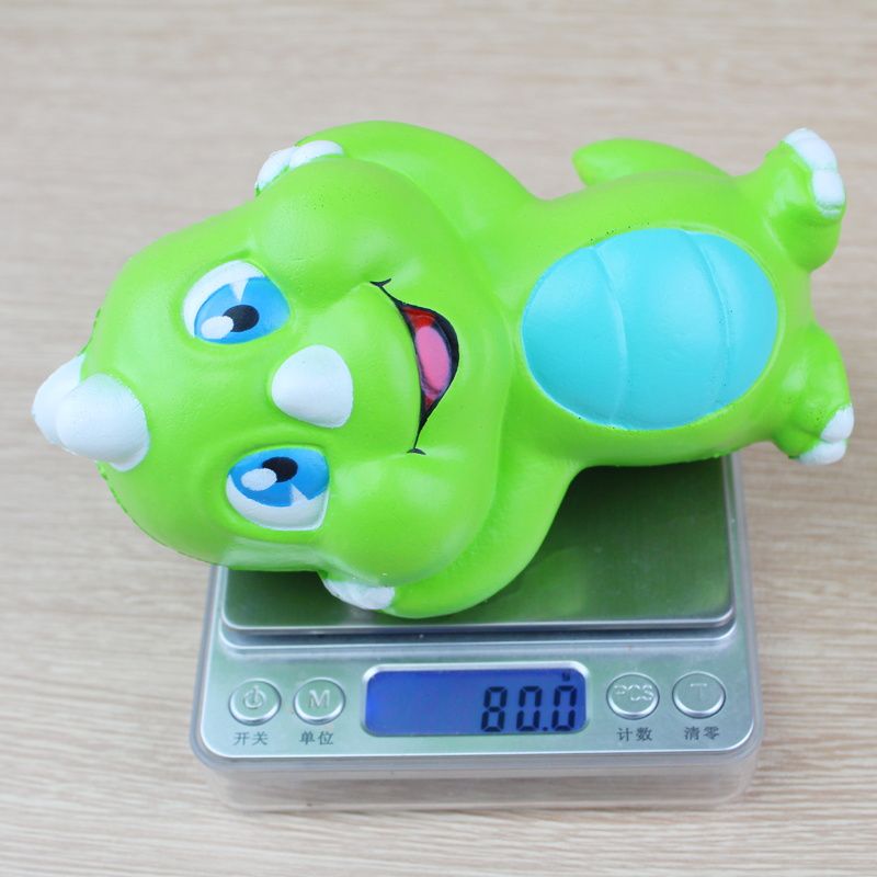 仿真恐龙模型白底实物图