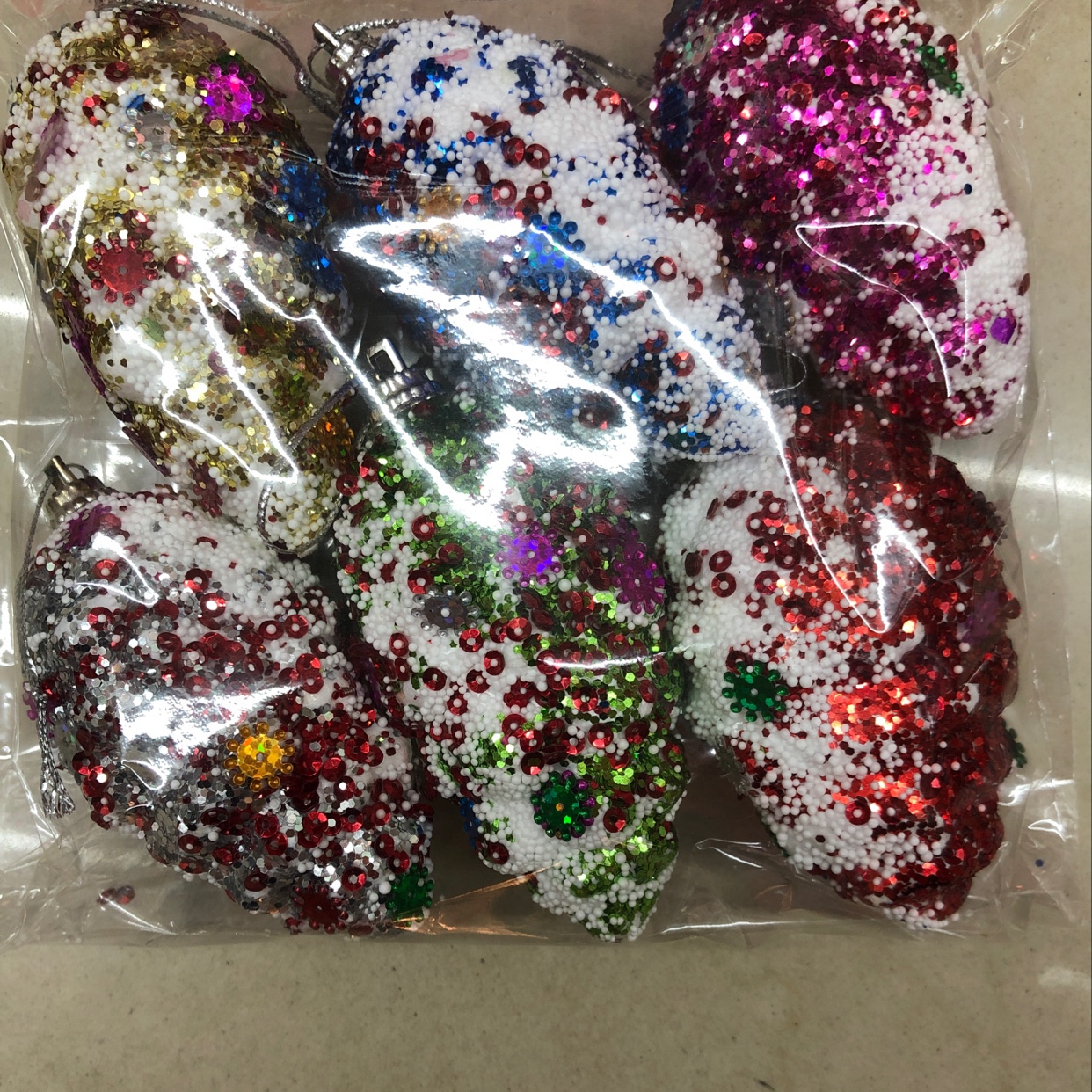 Christmas pinecones