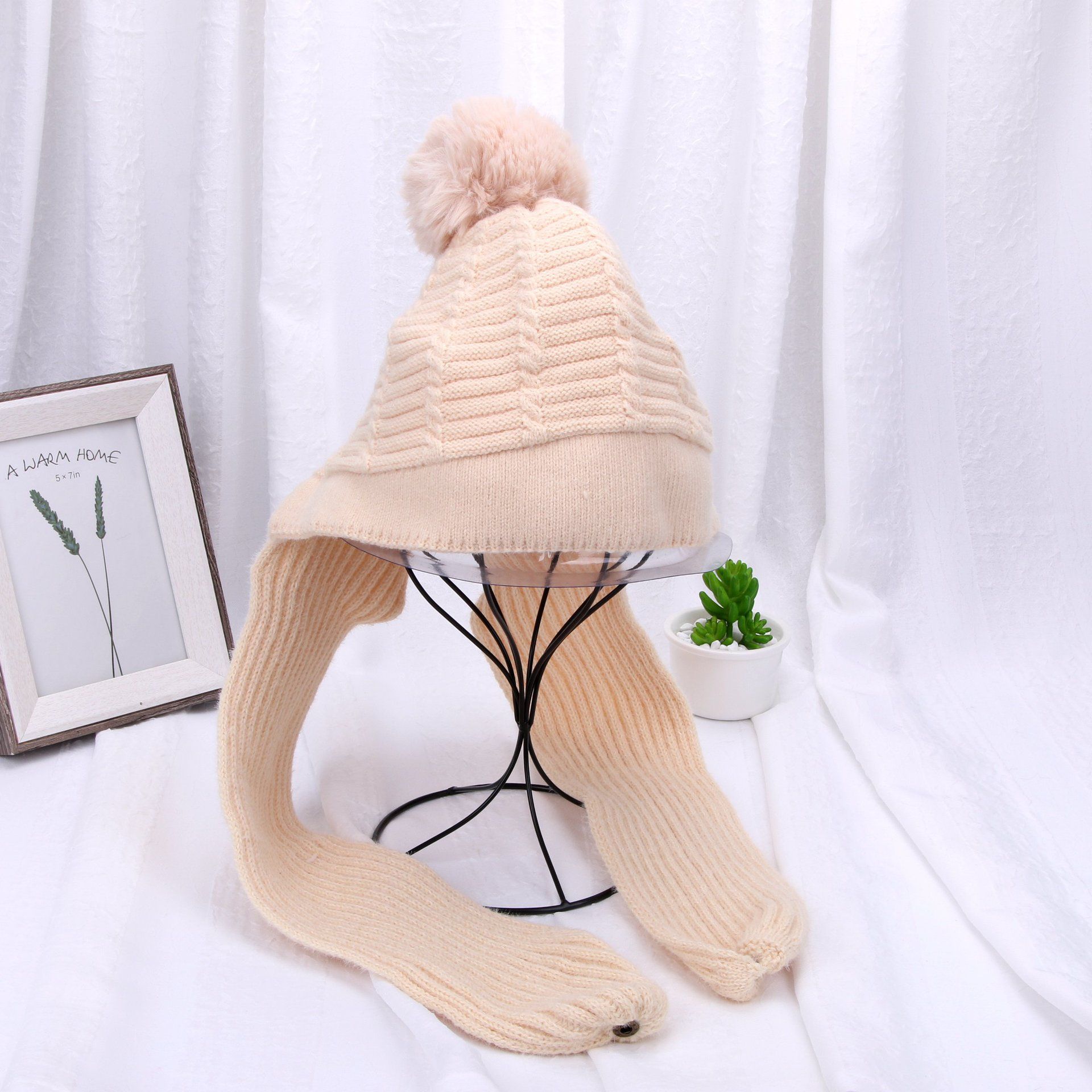 Autumn and winter Korean version of wool hat knitted hat women lovely Japanese thick fleece universal warm ear cap thumbnail