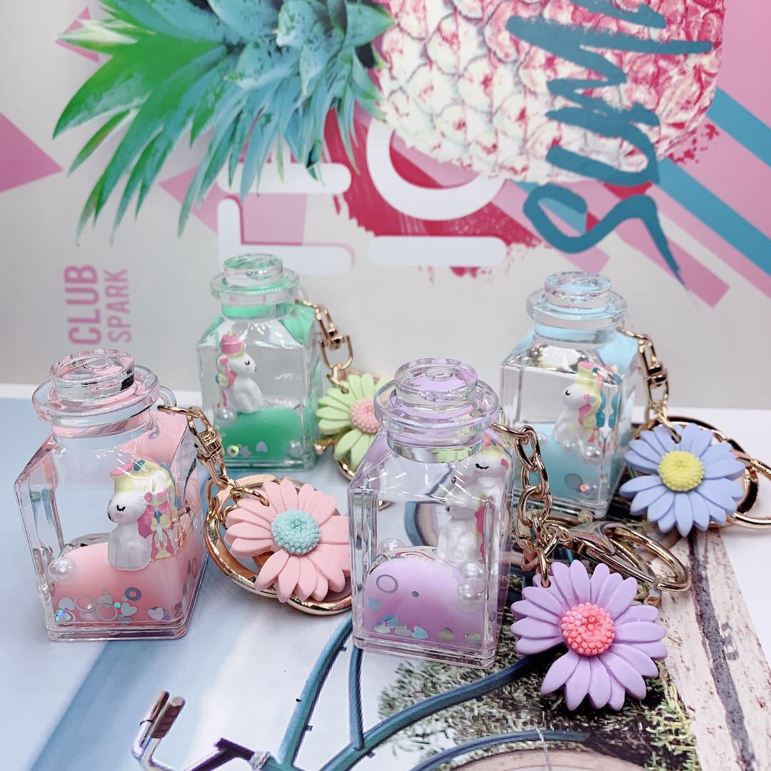 Keychain acrylic liquid cartoon