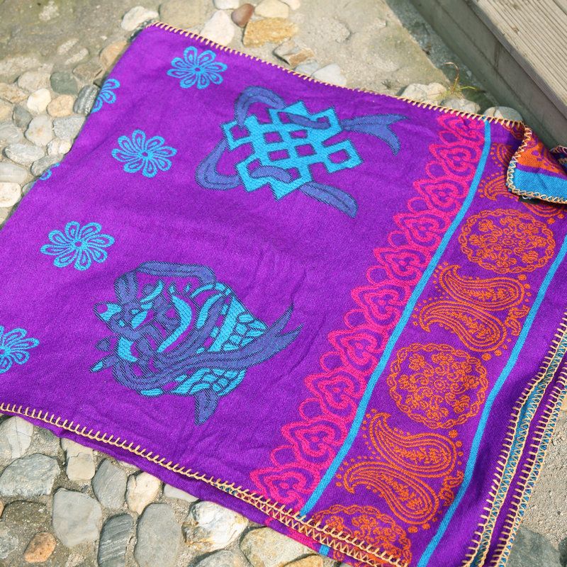 Women's Fashion Trends Match Spring And Fall Tree Polyester Beach Towel Height