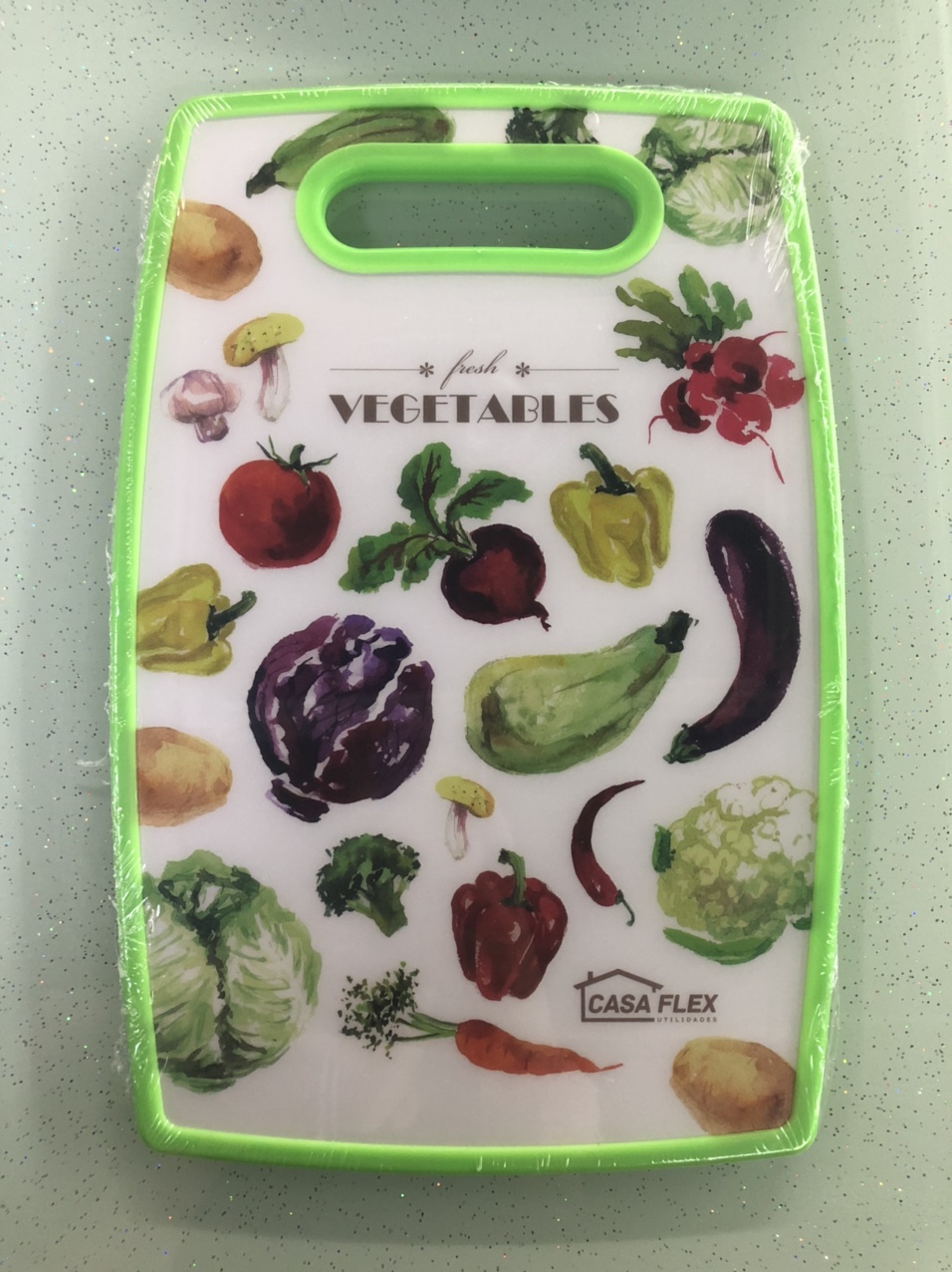 A cutting board for oval vegetables thumbnail