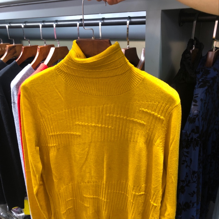 Women's Cashmere Sweater