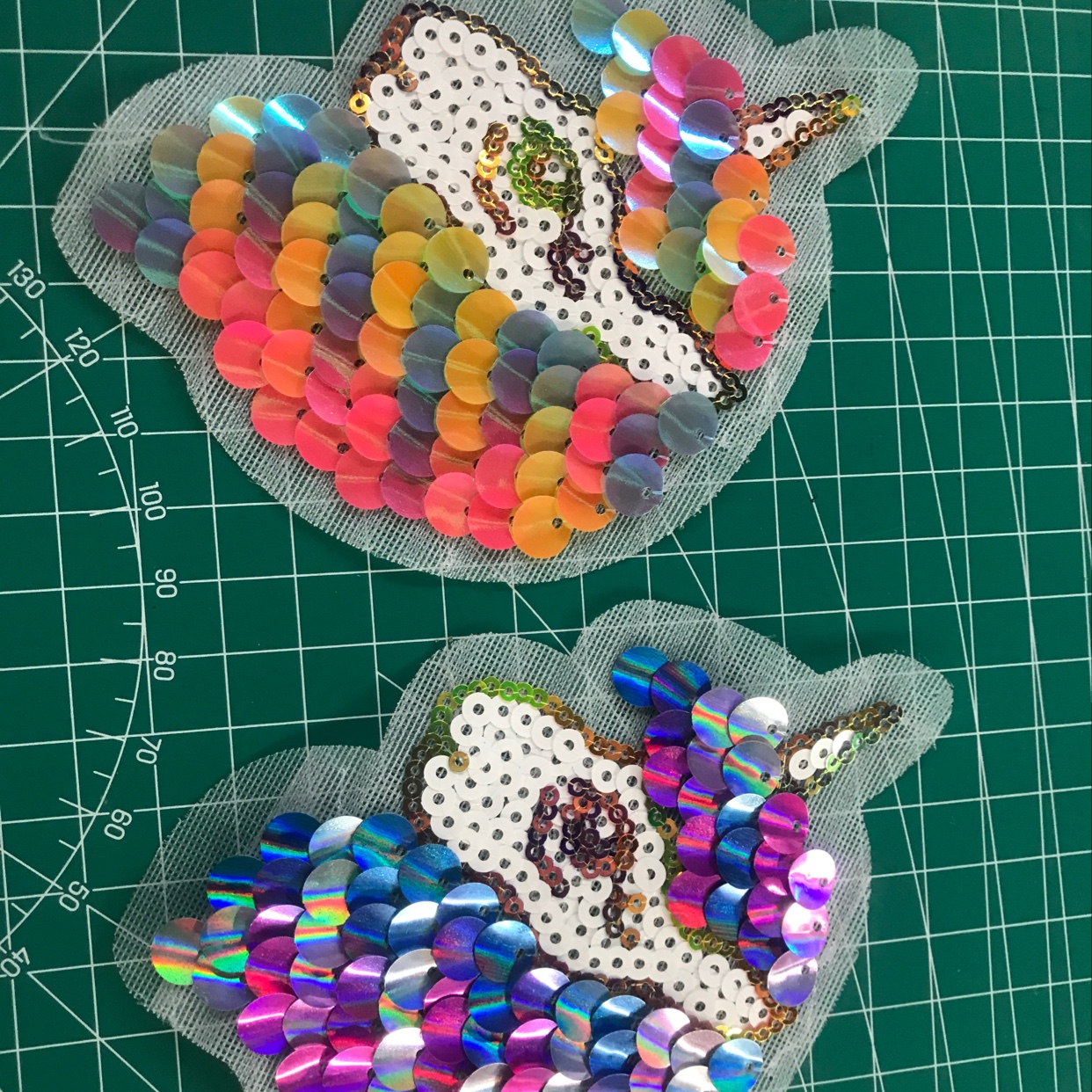彩片绣24