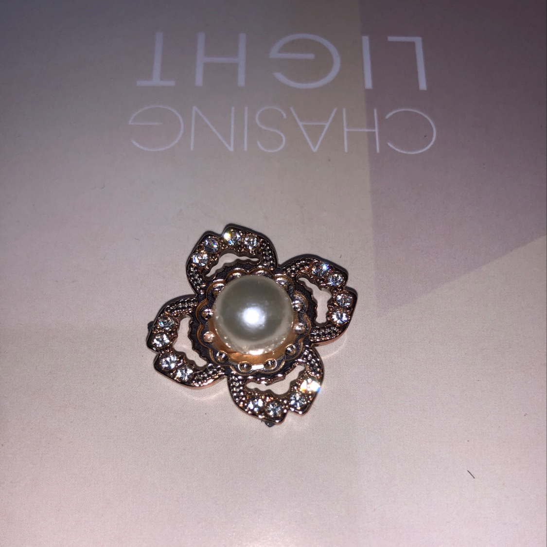 Pearl Petal Accessory Item Picture