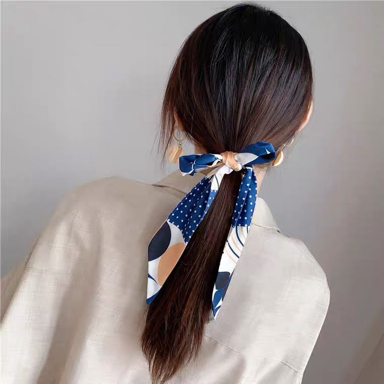 The Scarf Matches All The Exquisite Colors Of Korea