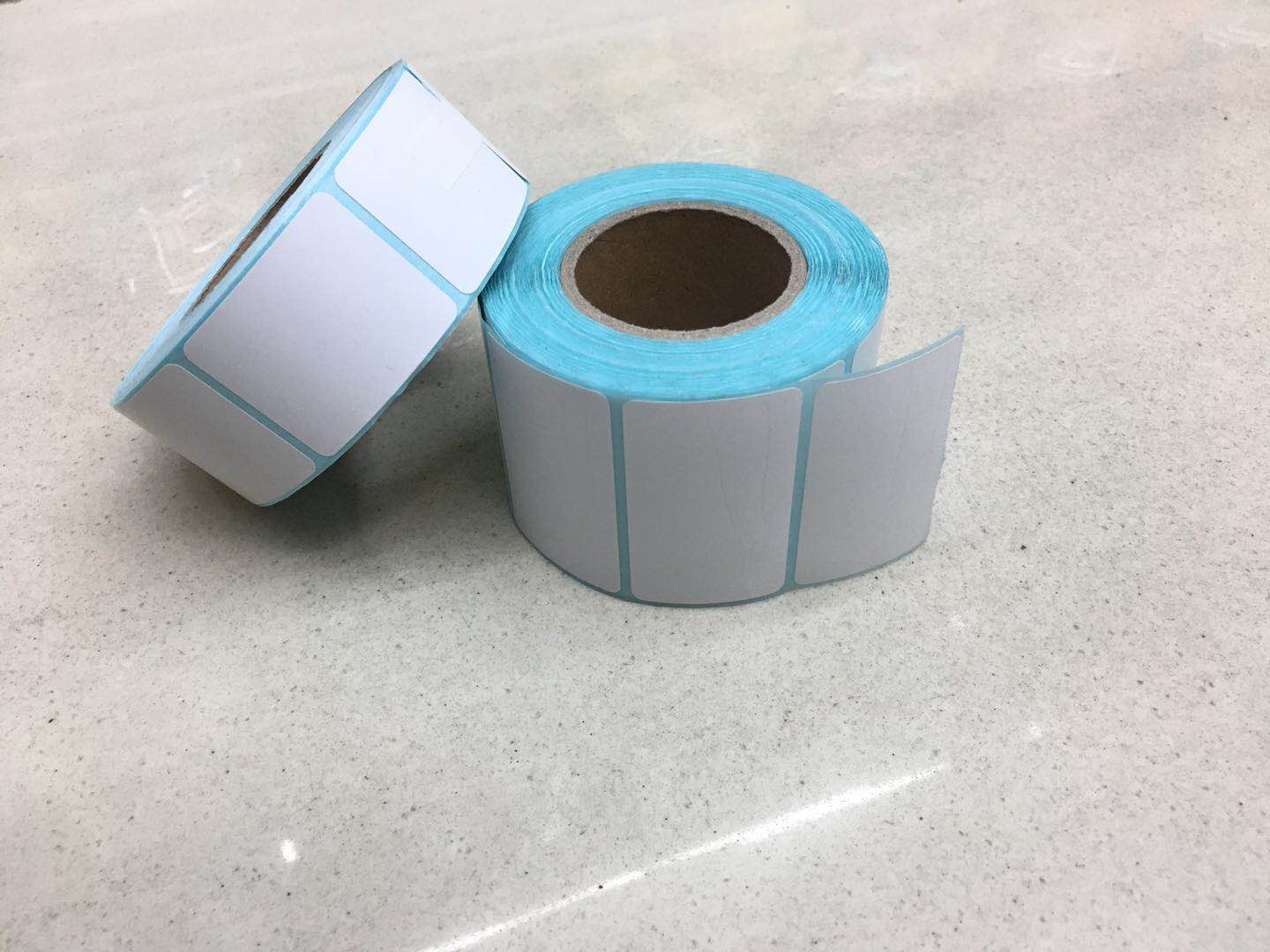 30*40热敏标签纸热敏不干胶 电子秤纸 热敏条码标签纸铜版纸
