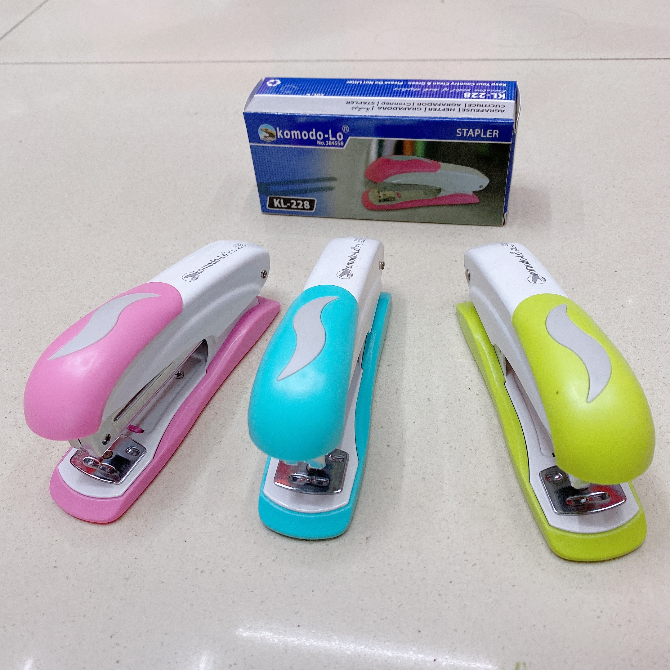 Factory direct sales stapler, student stapler, standard multi-functional office supplies, staples, labor-saving stapler, middle seam binding machine, KL-228 Specification image