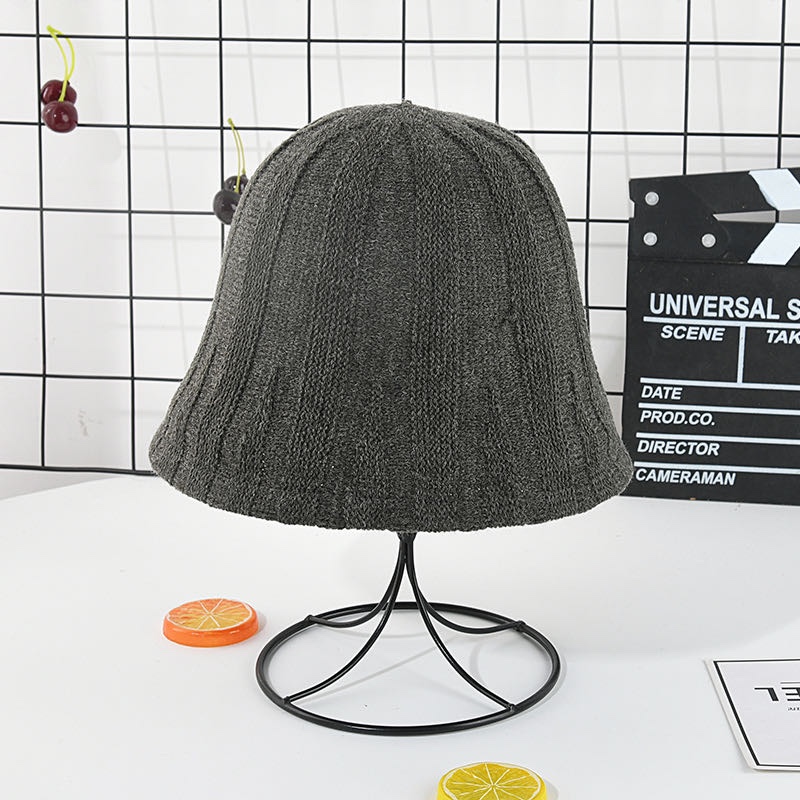 Cashmere pit striped women's bucket hat, fashionable, trendy, casual and versatile hat, a small fisherman hat that shows off your face in autumn and winter Application Scenario