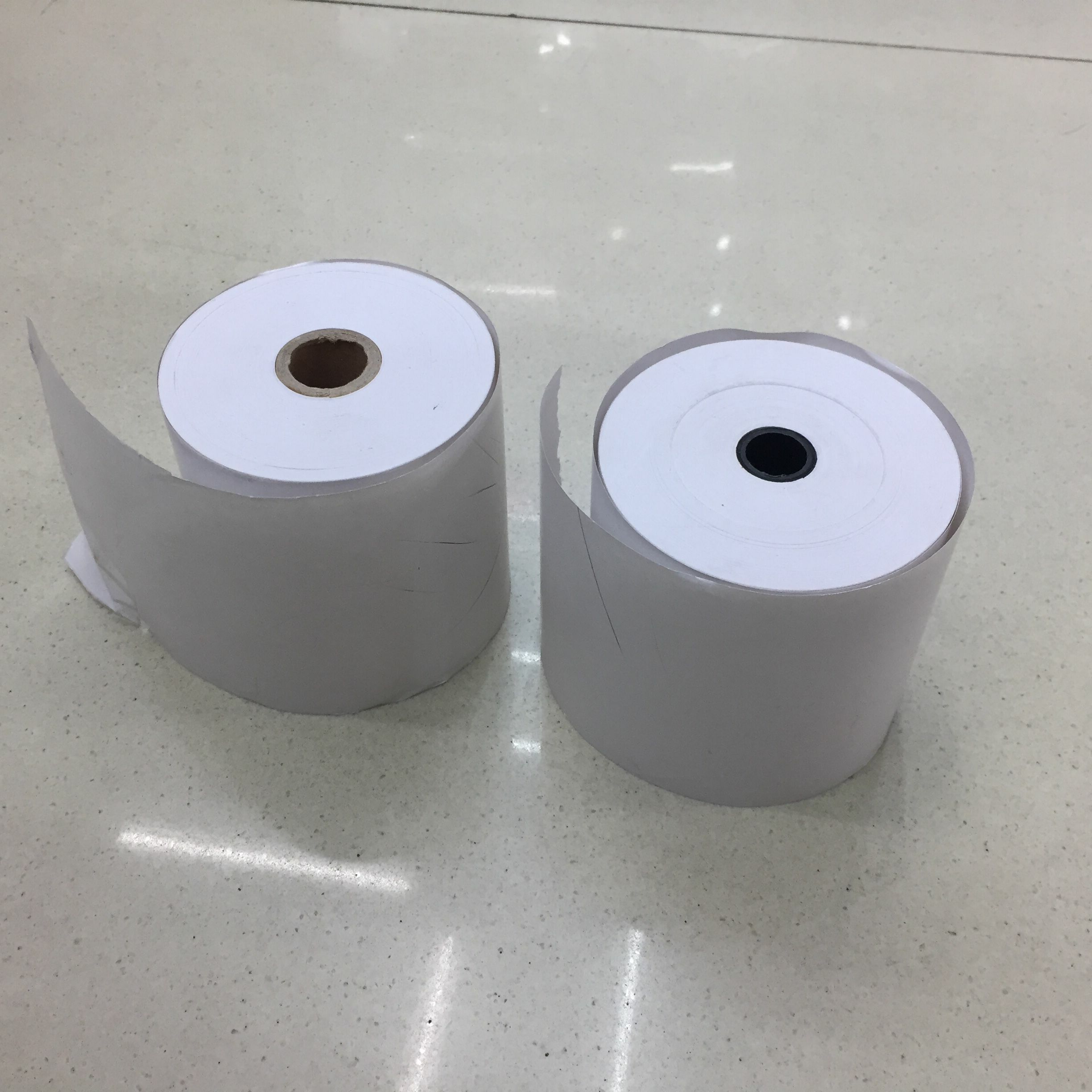 80*60热敏收银纸POS机打印纸超市热敏机小票打印纸
