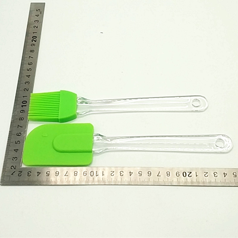 Flat knife brush Card baking tool set Scraper dough cutting silicone brush scraper Oil brush plastic scraper Application Scenario
