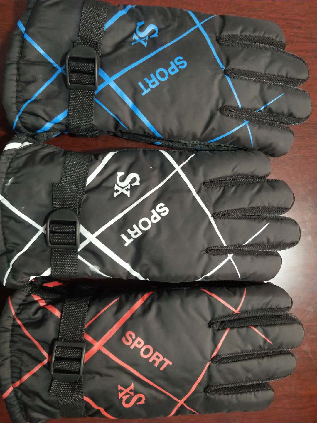 Cycling gloves Thermal gloves variety of styles price negotiable 15