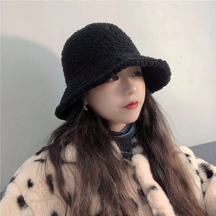 Japanese-style large-brimmed, fluffy fisherman's hat, women's autumn and winter teddy fleece solid color lambskin wool warm and versatile wide-brimmed basin hat detail image 1