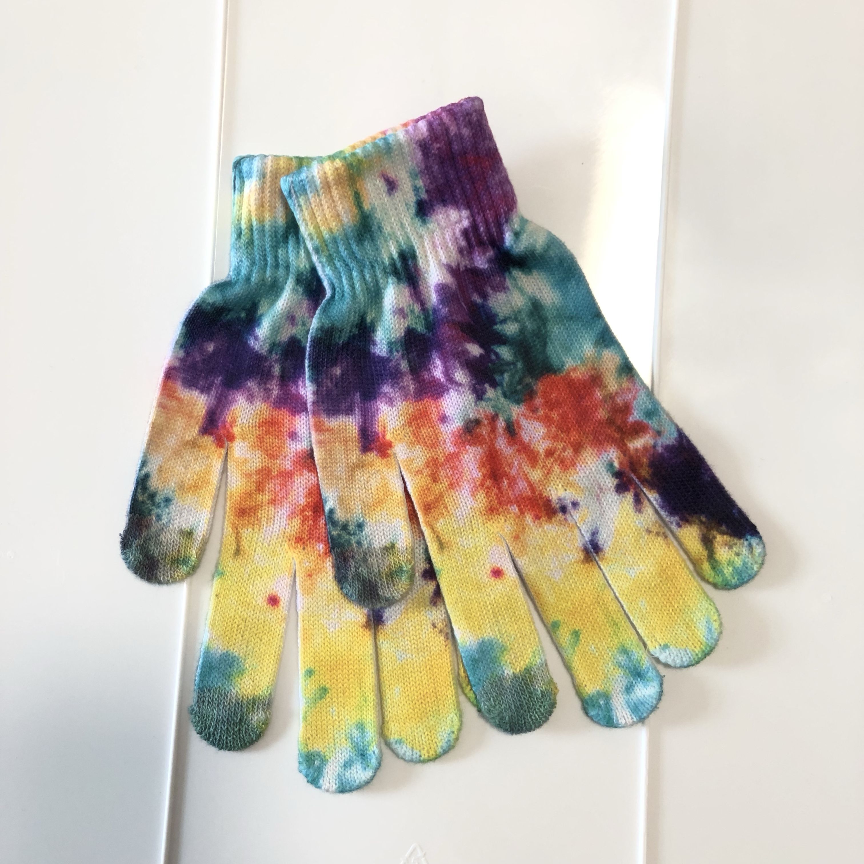 Tie-dyed printed gloves, practical gloves, multi-color gloves, and useful gloves