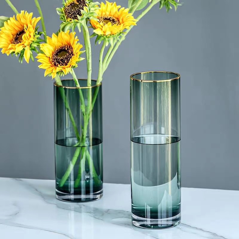 Straight green vase thumbnail