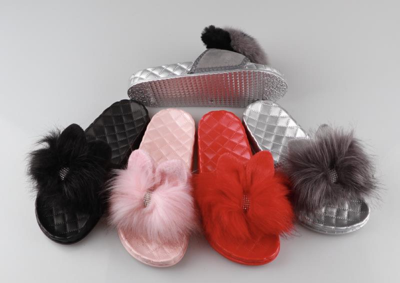 Stylish glossy fluffy slippers breathable