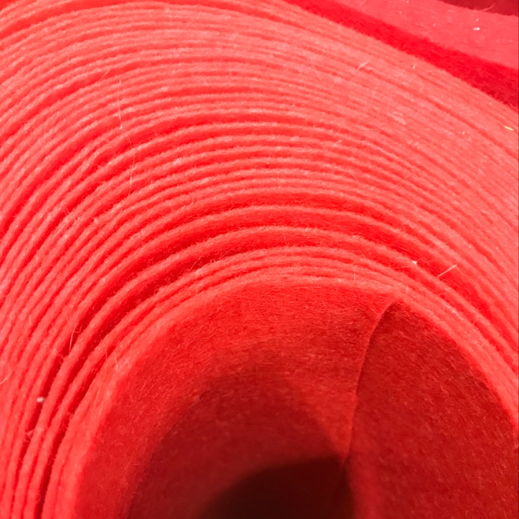 The felt fabric is watermelon red details Picture