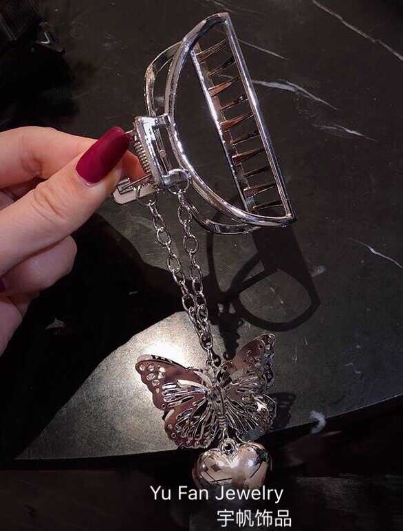 爆款网红合金镂空发顶合金大爪，吊坠蝴蝶结卷发筒固定发顶详情图7