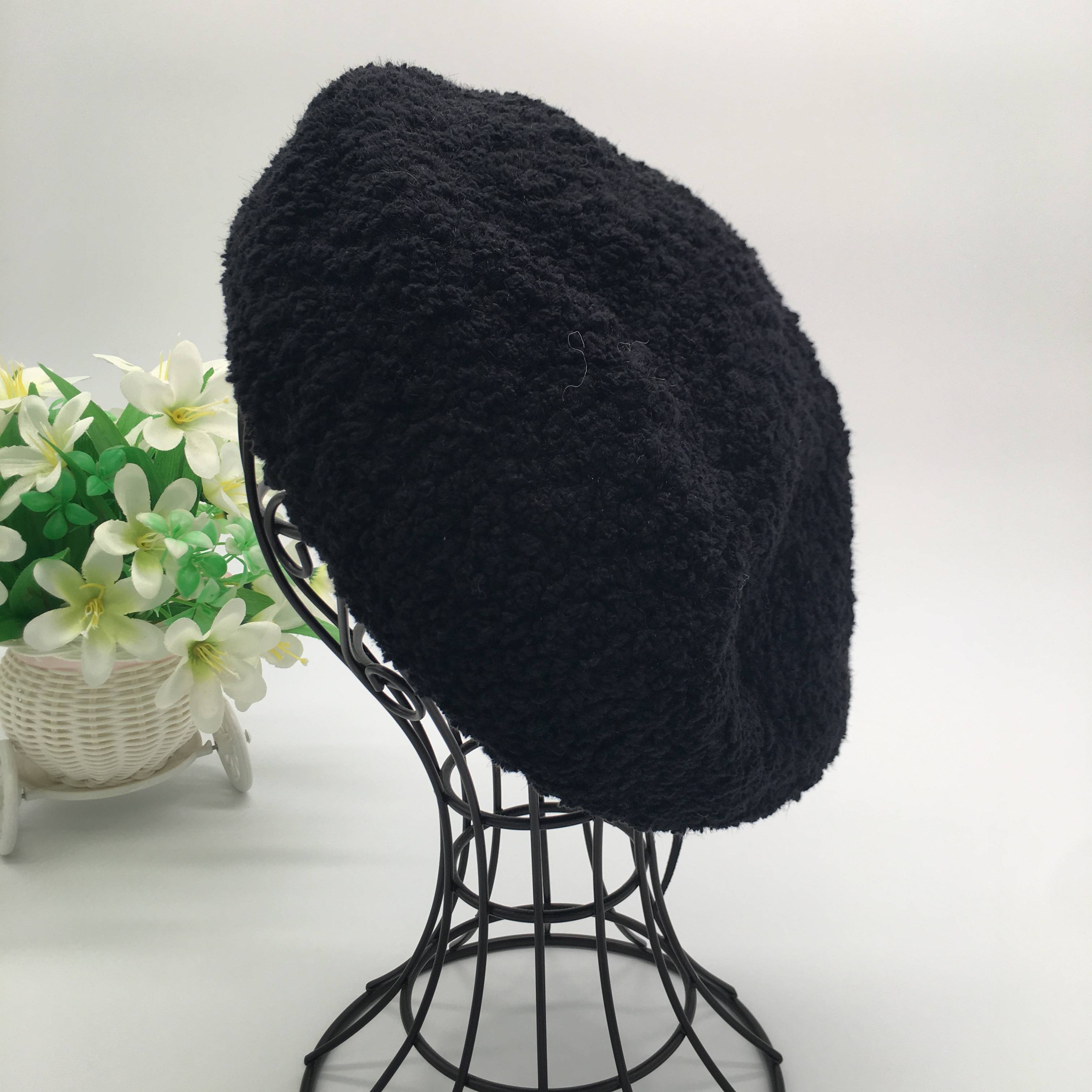 Lambskin beret, Korean style sweet and cute bud hat, retro artistic painter hat, fashionable and versatile autumn and winter hats for girls details Picture