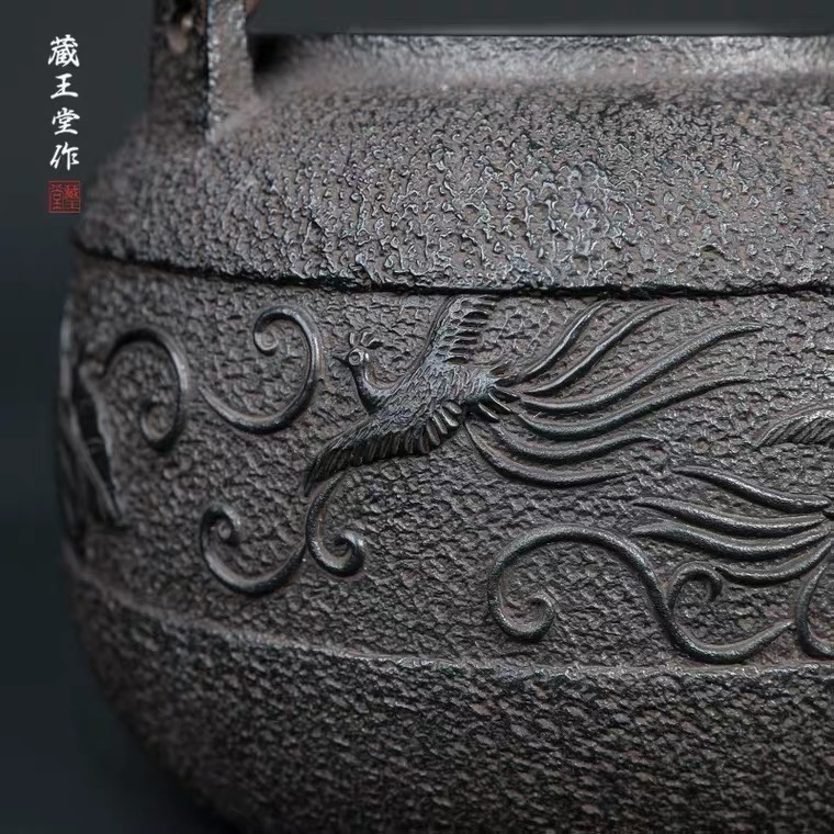 藏王堂铁壶日本原装进口铸铁南部茶壶纯手工镶银无涂层泡茶烧水壶细节图