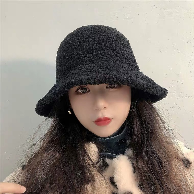 Japanese-style large-brimmed, fluffy fisherman's hat, women's autumn and winter teddy fleece solid color lambskin wool warm and versatile wide-brimmed basin hat details Picture
