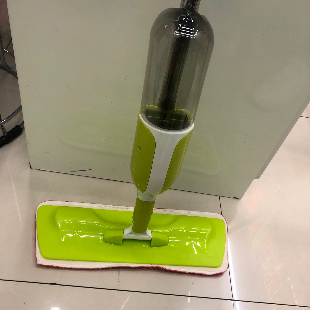 The Minions Squirt Gun