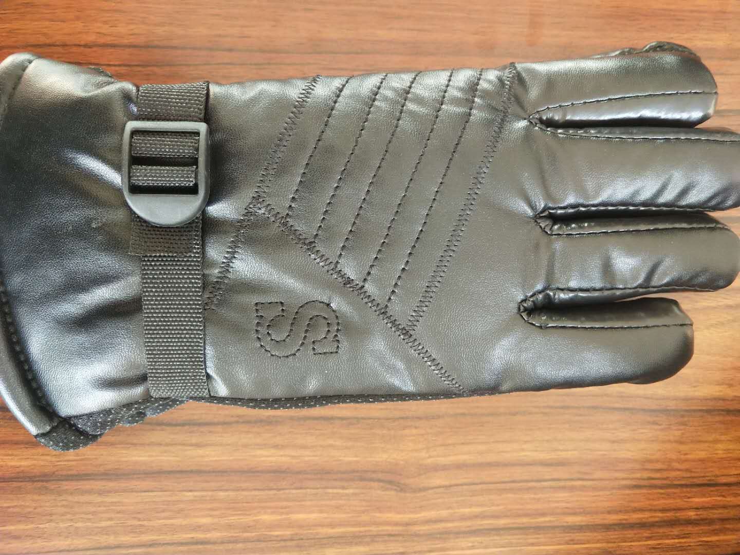 骑行手套保暖爆款时尚耐用手套厂家直销手套款式多样价格面议195